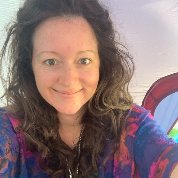 Meet your Posher, Jill - Picture 2 of 2